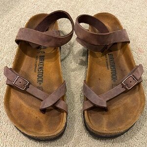 Birkenstock Yara oiled nubuck leather sandal
